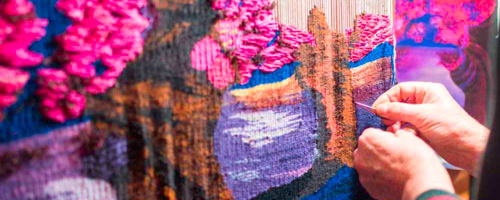Tapisserie en cours de réalisation